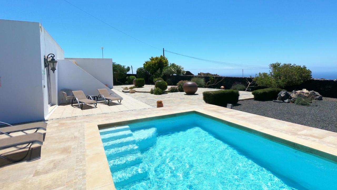 Villa Essence Tías Exterior foto